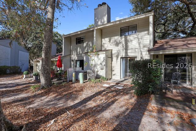 96 Mathews Dr Apt 142, Hilton Head Island, SC 29926