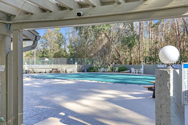96 Mathews Dr Apt 142, Hilton Head Island, SC 29926