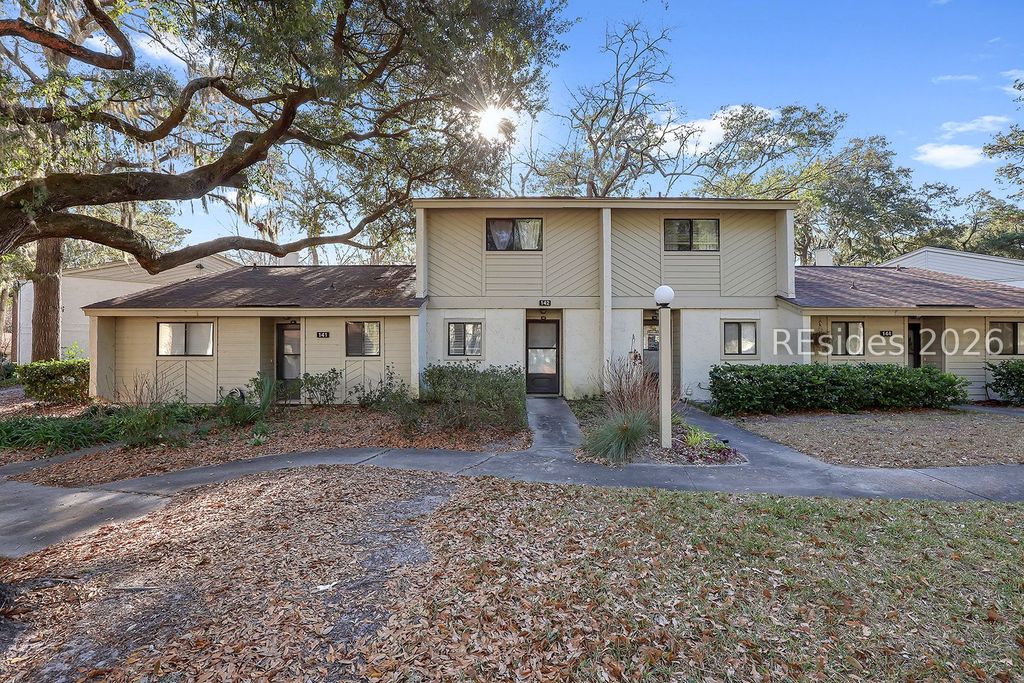96 Mathews Dr Apt 142, Hilton Head Island, SC 29926