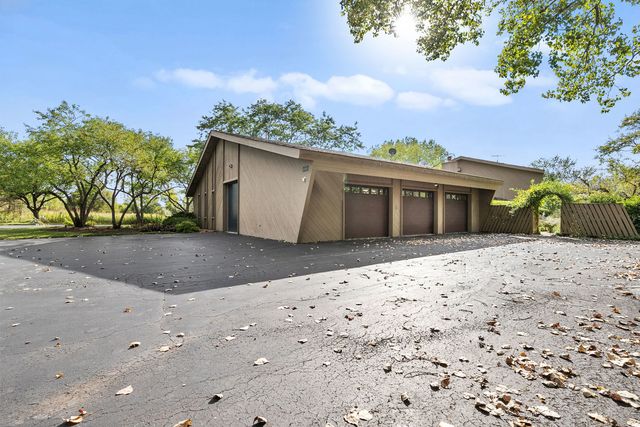 14960 W 21st Street, Wadsworth, IL 60083