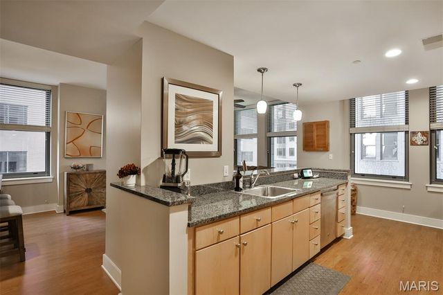 314 Broadway St Louis, Missouri 6310 N 905, St Louis, MO 63102