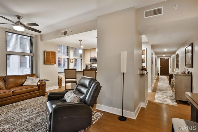 314 Broadway St Louis, Missouri 6310 N 905, St Louis, MO 63102