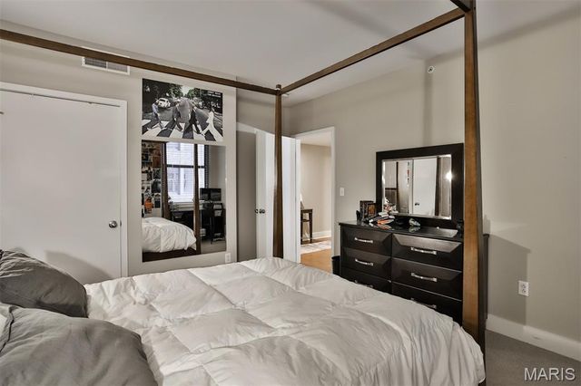 314 Broadway St Louis, Missouri 6310 N 905, St Louis, MO 63102