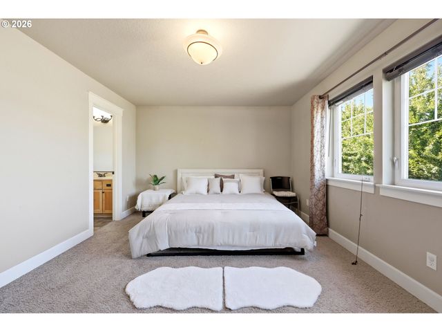 2597 Se 105TH Ave, Portland, OR 97266