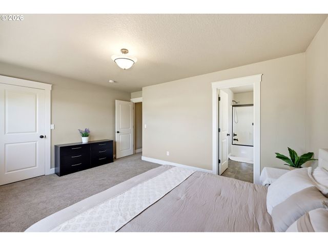 2597 Se 105TH Ave, Portland, OR 97266