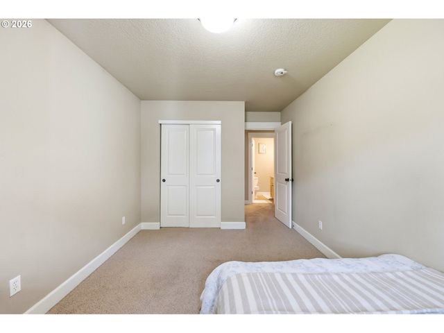 2597 Se 105TH Ave, Portland, OR 97266