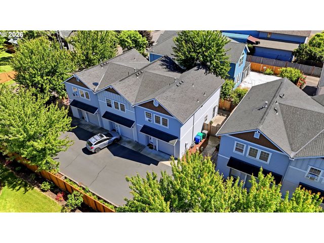 2597 Se 105TH Ave, Portland, OR 97266