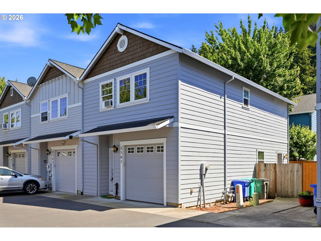 2597 Se 105TH Ave, Portland, OR 97266