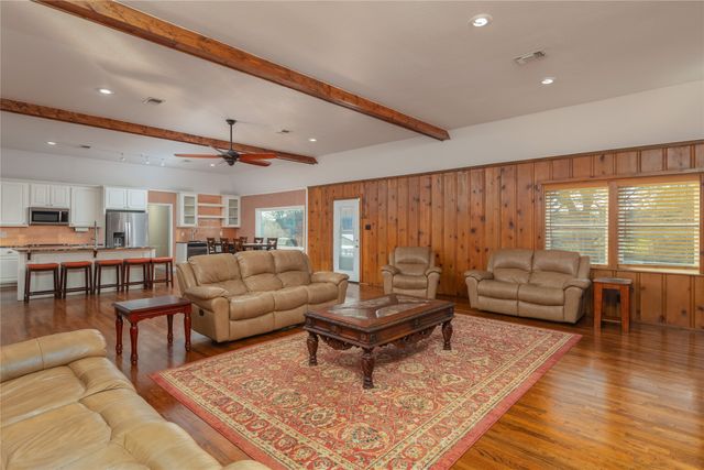 7425 Hickey Road, Azle, TX 76020