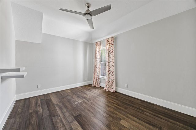 14855 Perthshire Road, Houston, TX 77079