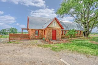 22676 Route 66, Clinton, OK 73601