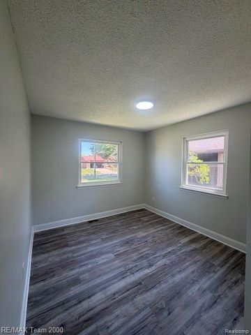 580 Palmerston, River Rouge, MI 48218