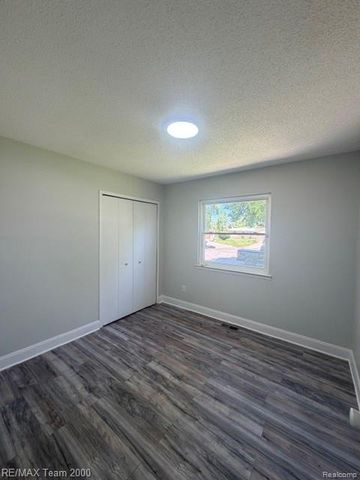 580 Palmerston, River Rouge, MI 48218