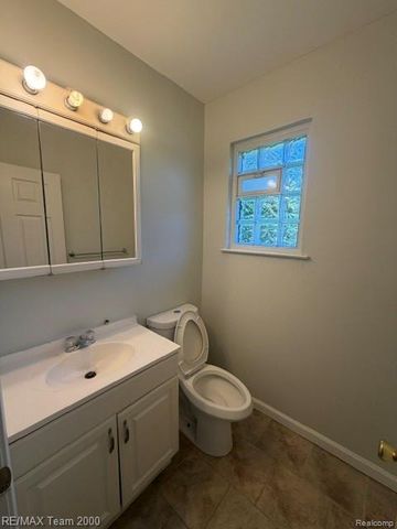 580 Palmerston, River Rouge, MI 48218