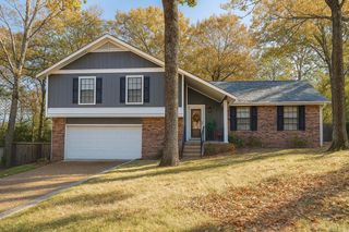 7 Amber Court, Little Rock, AR 72212