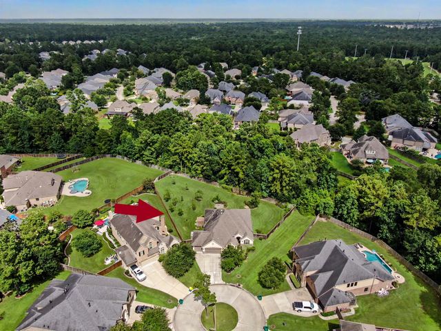 187 Wade Pointe Drive, Montgomery, TX 77316