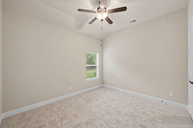 187 Wade Pointe Drive, Montgomery, TX 77316