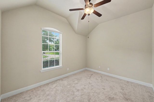187 Wade Pointe Drive, Montgomery, TX 77316