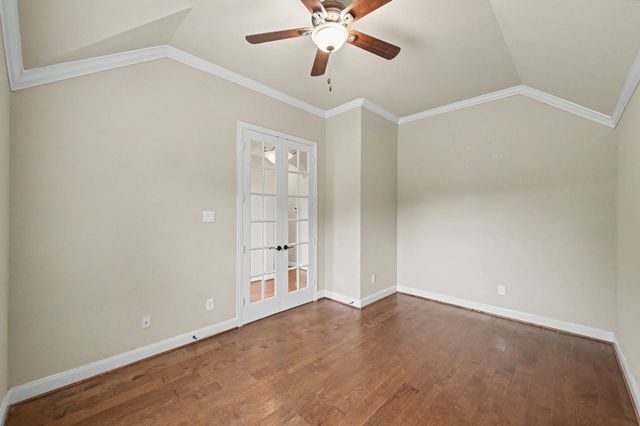 187 Wade Pointe Drive, Montgomery, TX 77316