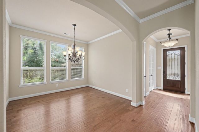 187 Wade Pointe Drive, Montgomery, TX 77316