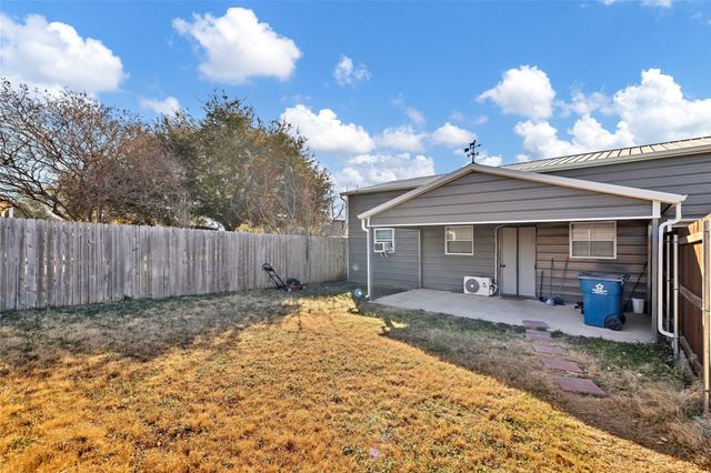 2617 Longhorn Trail, Crowley, TX 76036