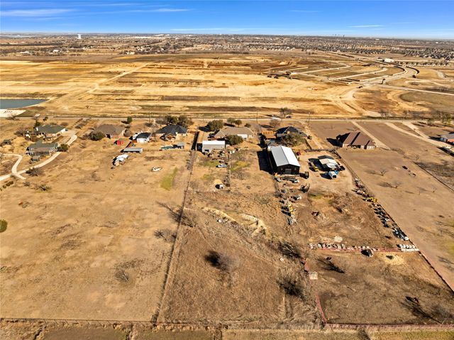 2617 Longhorn Trail, Crowley, TX 76036