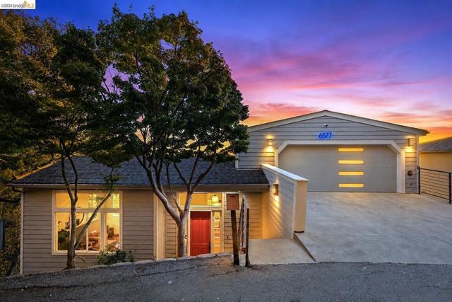 6577 Glen Oaks Way, Oakland, CA 94611