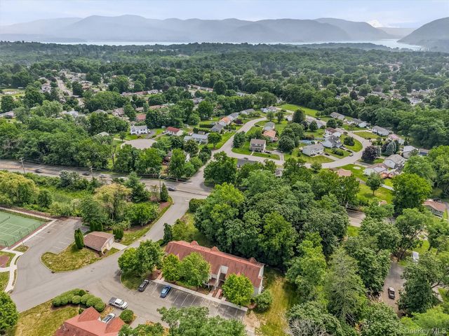 309 Gazebo Court, New Windsor, NY 12553