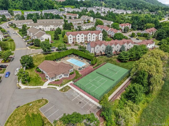309 Gazebo Court, New Windsor, NY 12553