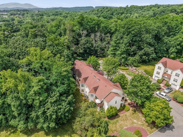 309 Gazebo Court, New Windsor, NY 12553