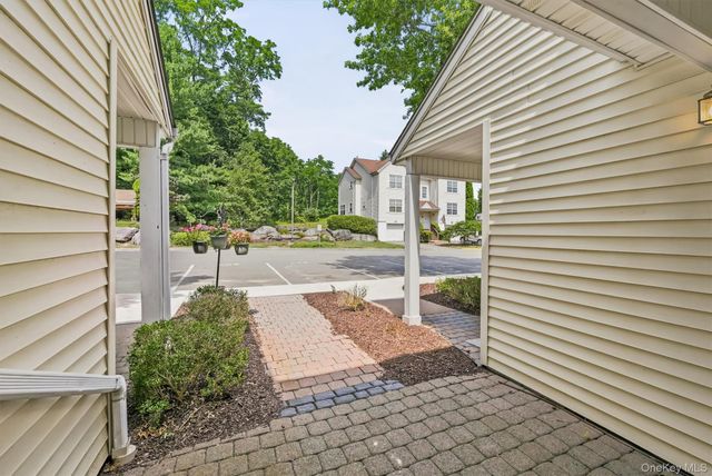 309 Gazebo Court, New Windsor, NY 12553