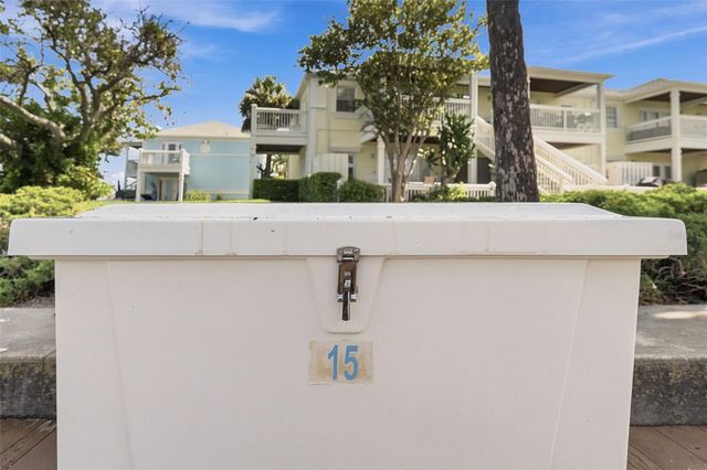 4725 COQUINA KEY DRIVE SE D, St Petersburg, FL 33705