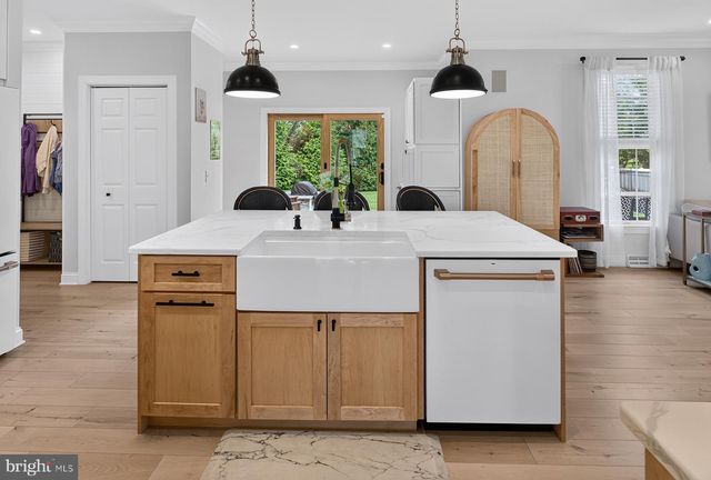 6 WELLINGTON PL, Rehoboth Beach, DE 19971