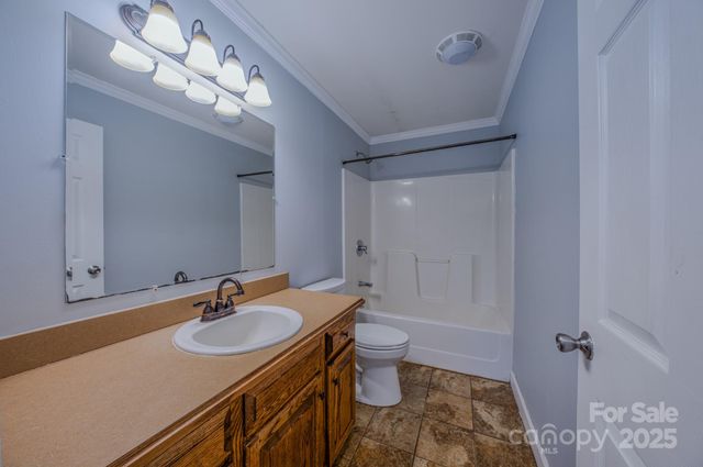 44 Crystal View Way, Leicester, NC 28748