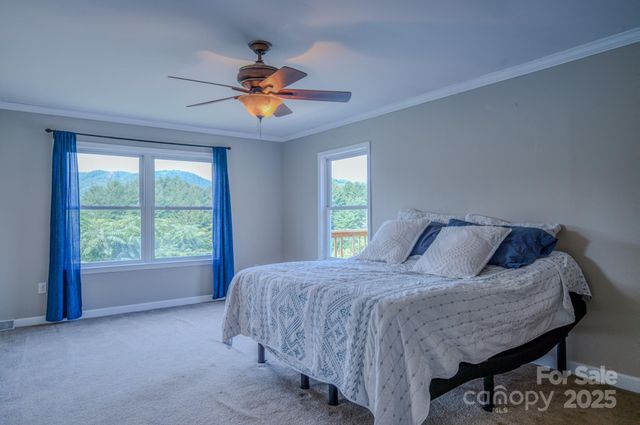 44 Crystal View Way, Leicester, NC 28748