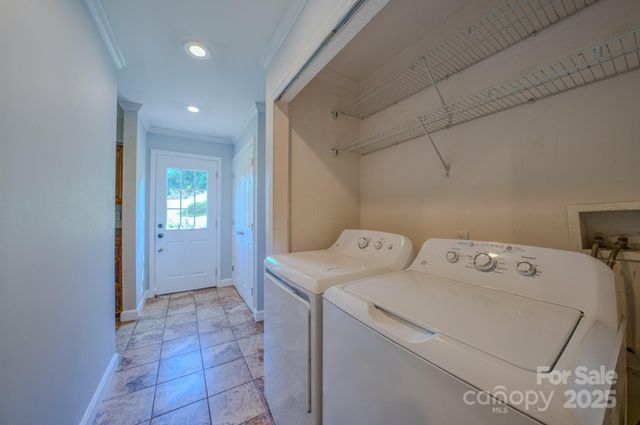 44 Crystal View Way, Leicester, NC 28748