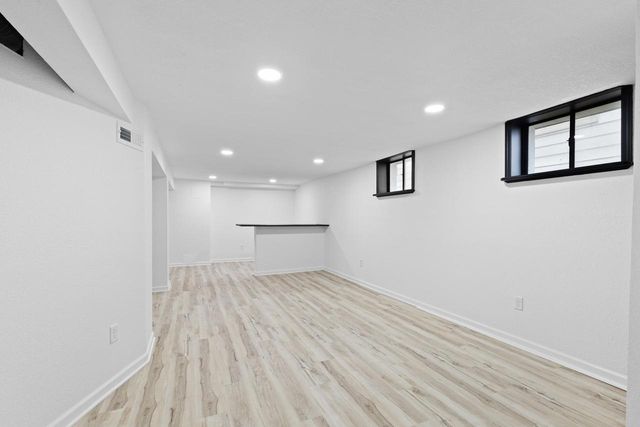 3820 Munkwitz AVENUE, Cudahy, WI 53110