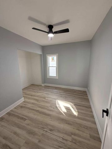 3820 Munkwitz AVENUE, Cudahy, WI 53110