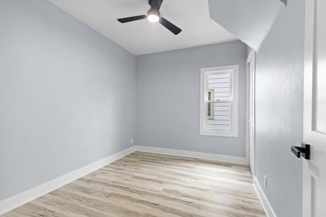 3820 Munkwitz AVENUE, Cudahy, WI 53110