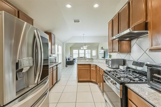 2504 Elm Crossing Trail, Spring, TX 77386