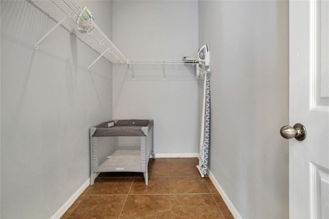 323 CASTLEMAIN CIRCLE, Davenport, FL 33897