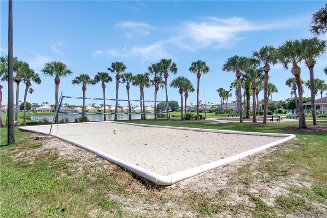 323 CASTLEMAIN CIRCLE, Davenport, FL 33897