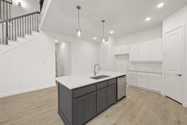 1016 Allegheny Court, Burleson, TX 76028