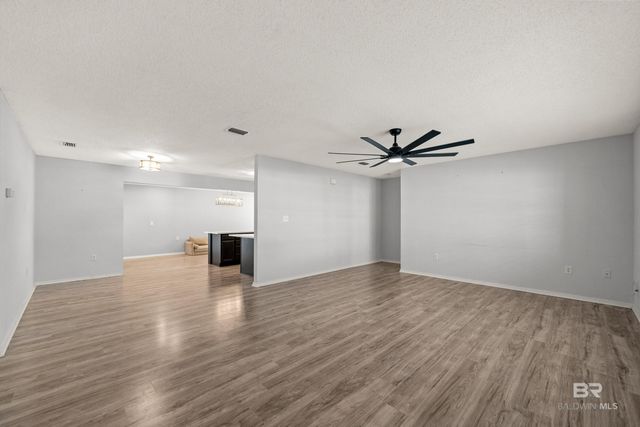 503 W Ariel Avenue, Foley, AL 36535