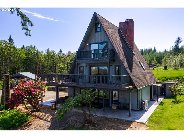 23681 SUTTLE Rd, Veneta, OR 97487