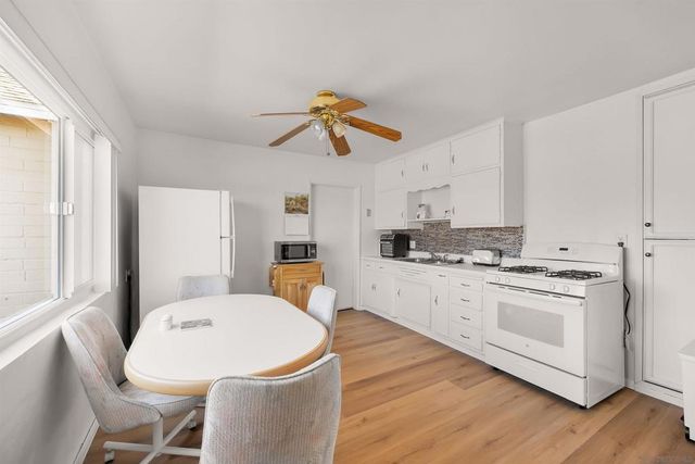 1285 Bates Lane, El Cajon, CA 92021