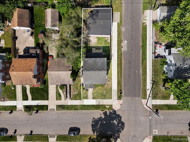 19215 Steel Street, Detroit, MI 48235