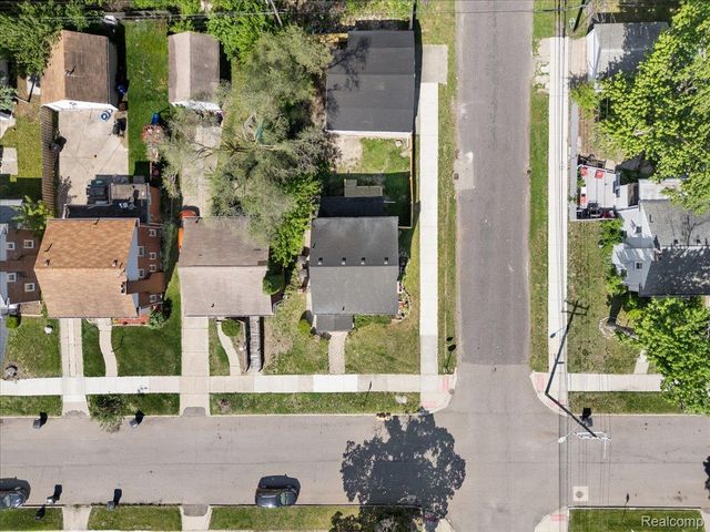 19215 Steel Street, Detroit, MI 48235
