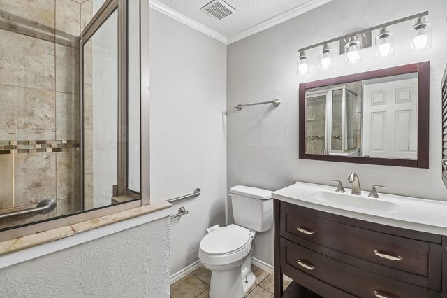 2059 Embassy Way, Carrollton, TX 75006