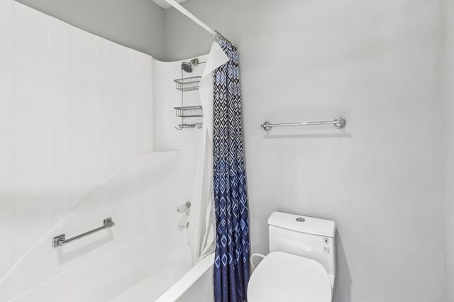 2059 Embassy Way, Carrollton, TX 75006